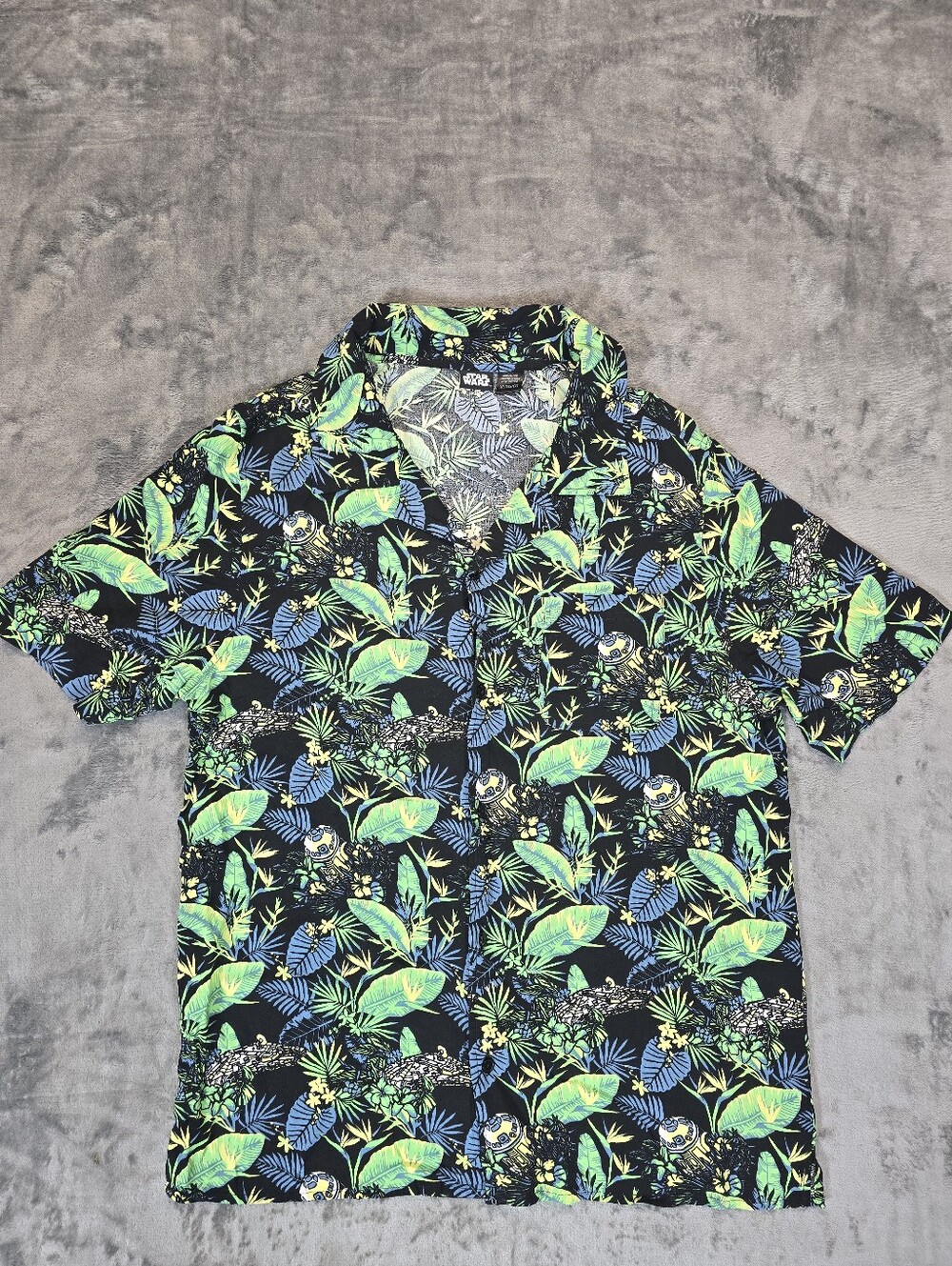 Star Wars Millennium Falcon R2-D2 Tropical Hawaiian Button Up Shirt Size XL